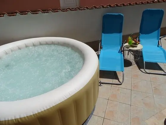 Gorgeous Apartment With Hot Tub and Terrace With Sea View - Spa
