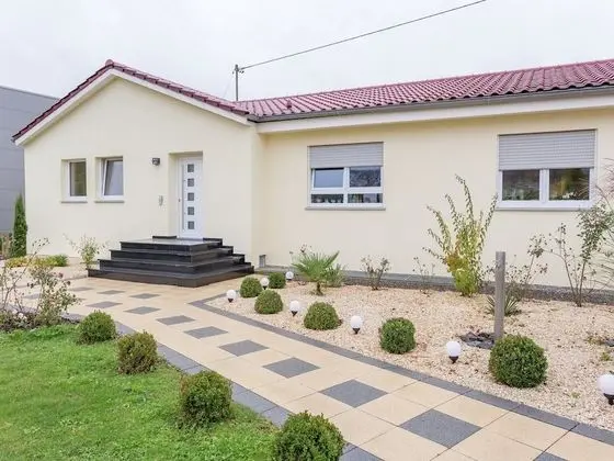 Gorgeous Apartment in Markdorf With Swimming Pool - Dış Mekan