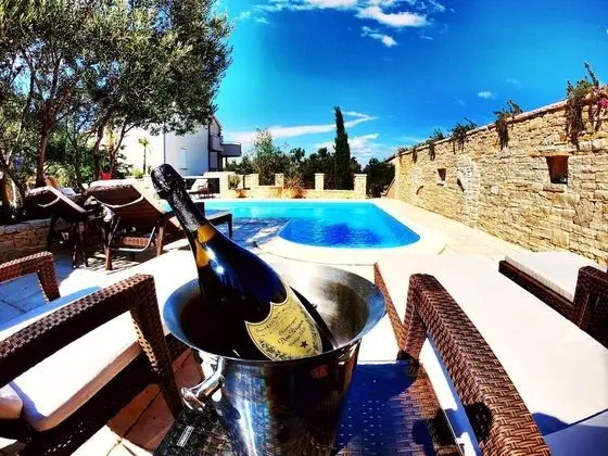 Gorgeous Apartment in Murter With Bubble Bath - İç Mekan