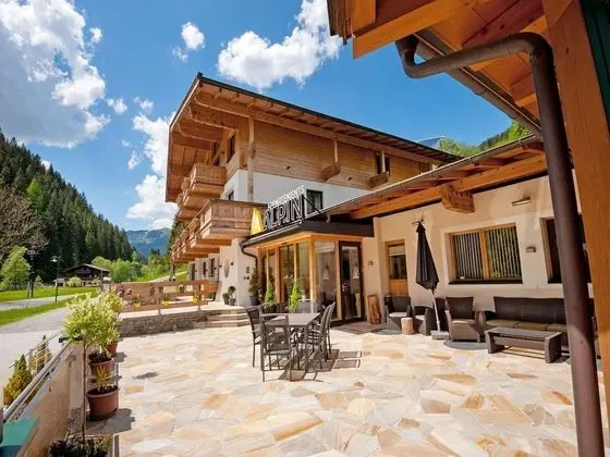 Gorgeous Apartment in Saalbach With Sauna Near Ski Slopes