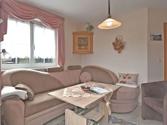 Gorgeous Apartment in Sohl With Garden