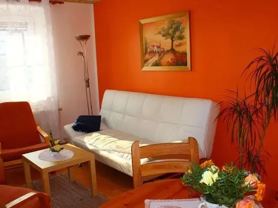 Gorgeous Apartment in Weißig Saxony With Garden - Öne Çıkan Resim
