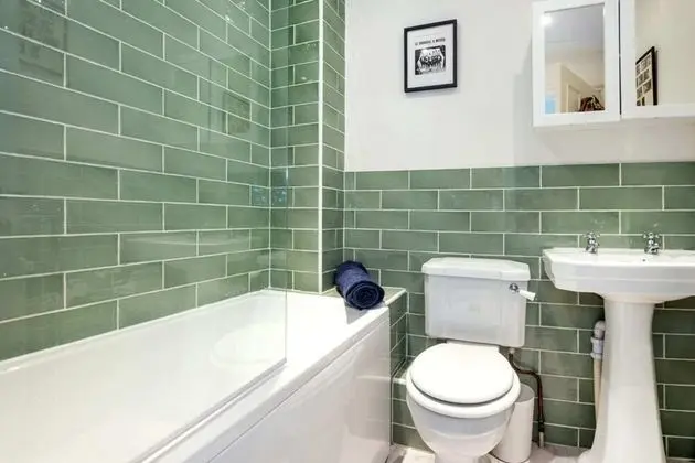 Gorgeous Central Apartment With Sea Views - Banyo Tipleri