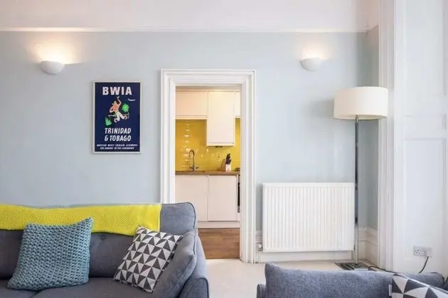 Gorgeous Central Apartment With Sea Views - Oda Düzeni