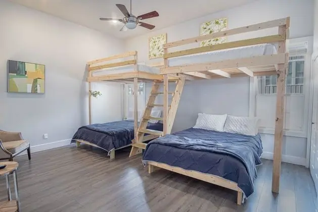 Gorgeous, Family-friendly Home Near Downtown - Oda
