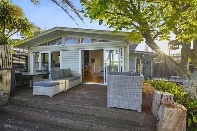 Gorgeous Family Home-Fully Fenced & Toys