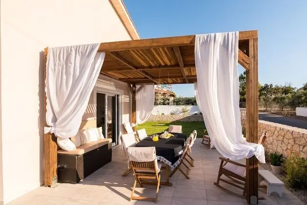 Gorgeous Villa with Garden - Stavros Beach - Öne Çıkan Resim