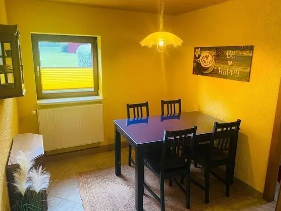 Gorgeous Holiday Home in Altenfeld Thuringia With Parking - Yerinde Yemek