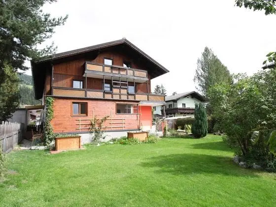 Gorgeous Holiday Home Altenmarkt im Pongau With Garden - Öne Çıkan Resim