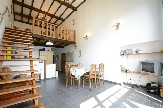 Gorgeous Holiday Home in Daverdisse With Garden - Yerinde Yemek