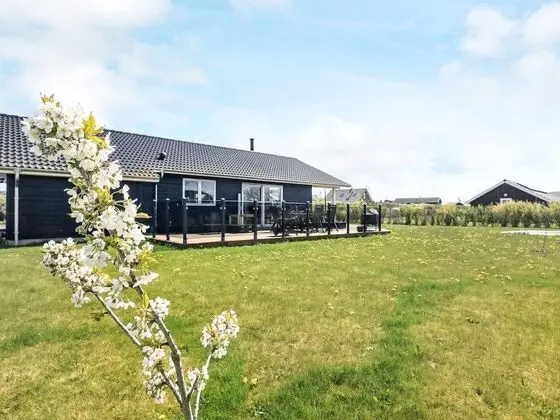 Gorgeous Holiday Home in Frørup Funen With Whirlpool