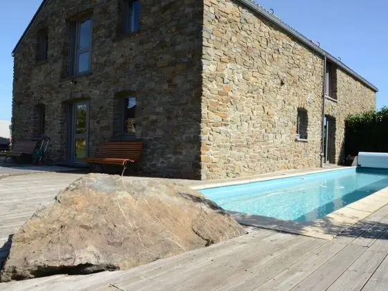 Gorgeous Holiday Home in Stoumont With Private Garden - Havuz