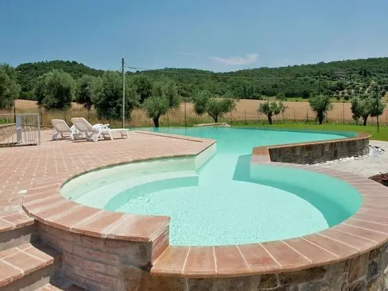 Gorgeous Mansion in Monte del Lago With Lake View