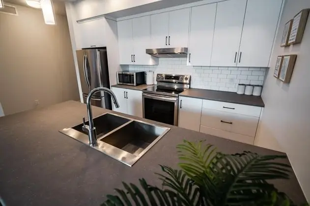 Gorgeous Modern Downtown Condo - Mülk Olanakları