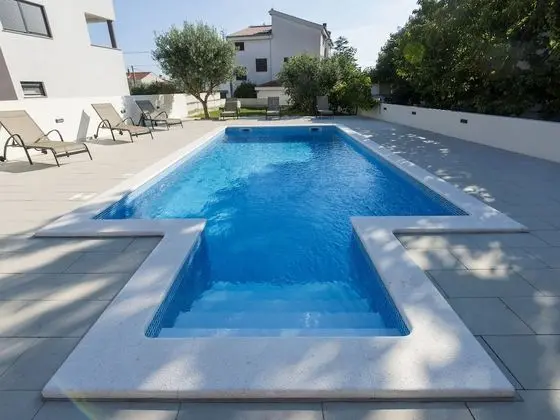 Gorgeous Seaside Villa in Zadar With Swimming Pool - 1