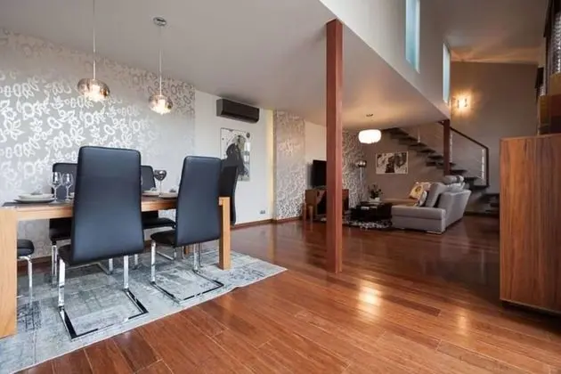 Gorgeous Spacious Modern Loft in the Heart of the Jewish Quarter Breakfast