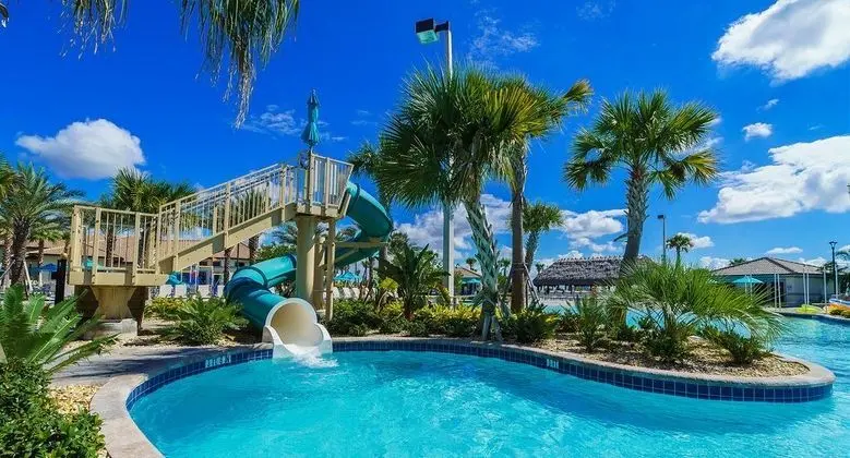 Gorgeous Townhome In Champion's Gate Near Disney! 4 Bedroom Townhouse by Redawning - Havuz