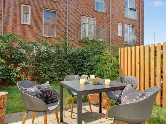 Gorgeous Townhouse Close to Metro, Nature, and Golf Course All Yours