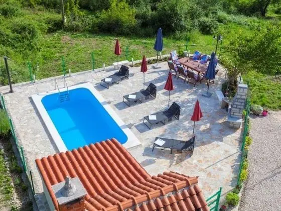 Gorgeous Villa in Tučepi with Private Swimming Pool