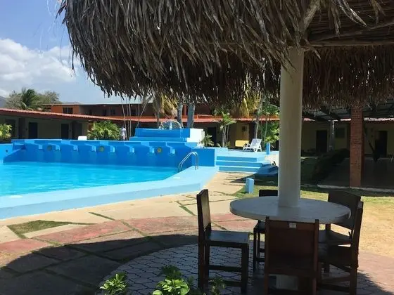 Gorgona Beach Hotel - Havuz
