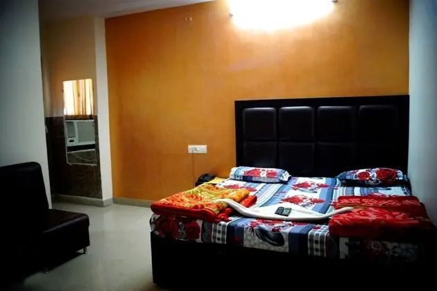 Goroomgo Alfa Charbhag Lucknow - Oda Manzaraları