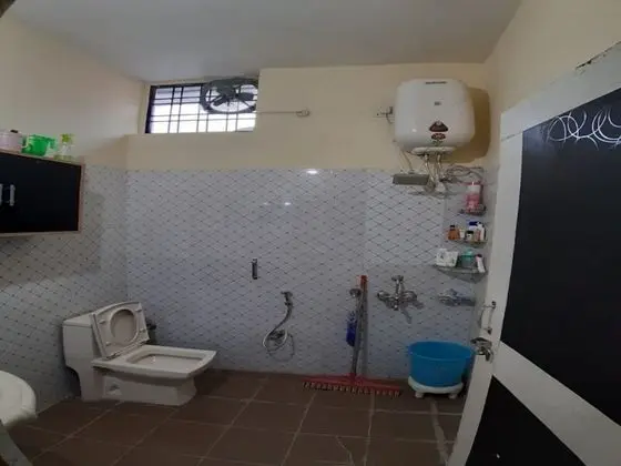 Goroomgo Hotel Ambika House Dehradun - Banyo Tipleri