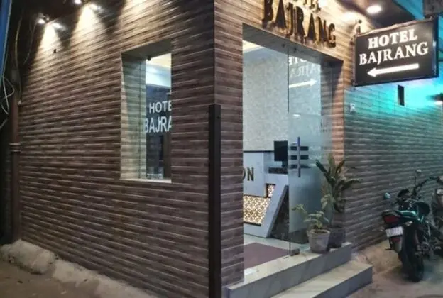 Goroomgo Bajrang Paharganj New Delhi