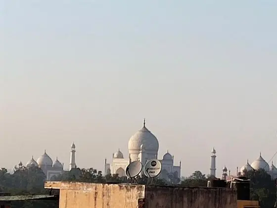 Goroomgo Big Brother Agra