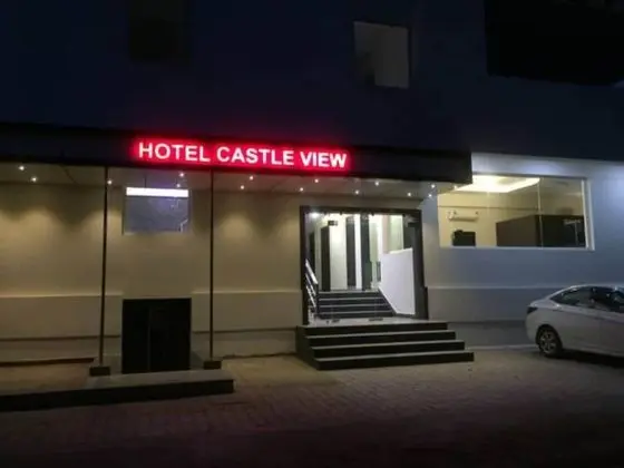 Goroomgo Castle View Agra