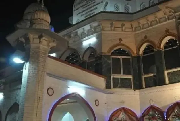 Goroomgo The Central Guest House Kanpur - Dış Mekan