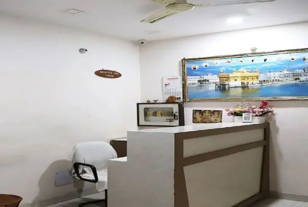 Goroomgo The City Side Bareilly