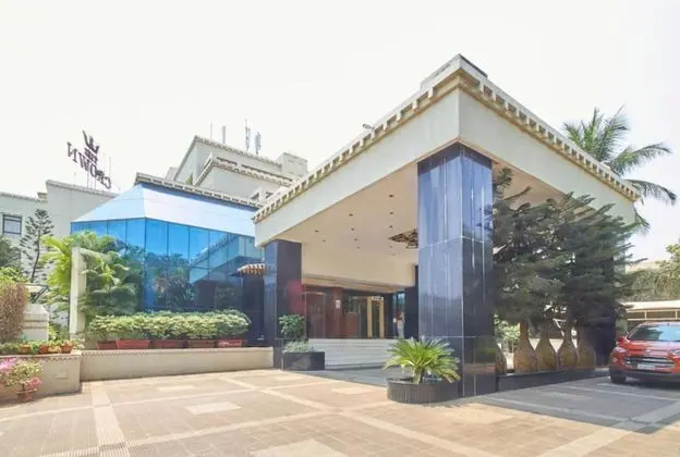 Goroomgo Crown Bhopal