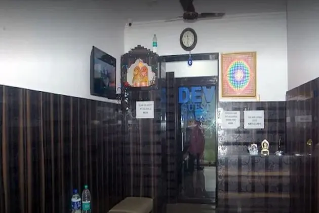 Goroomgo Dev Guest House Howrah Kolkata - İç Mekan