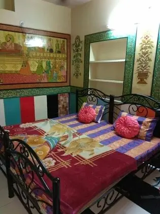 Goroomgo Dylan Cafe & Guest Jodhpur - Oda