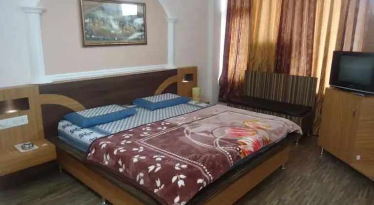 Goroomgo Hotel Ishan Katra - Oda Manzaraları