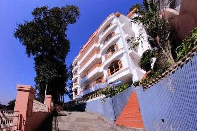 Goroomgo Kalara Regency Shimla