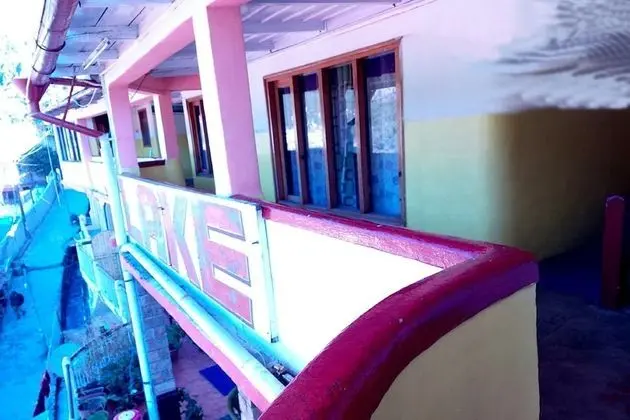 Goroomgo Lake View Mall Road Nainital - İç Mekan