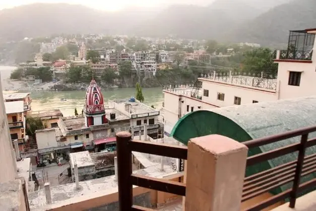 Goroomgo Madhu Sudan Rishikesh