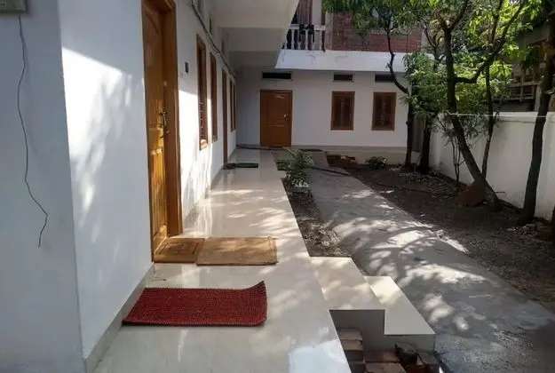 Goroomgo Manipur House Imphal