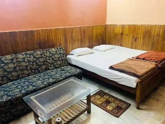 Goroomgo Hotel Meera Ranchi