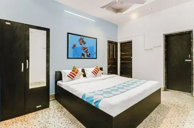 Goroomgo Panja Guest House Kolkata - Oda