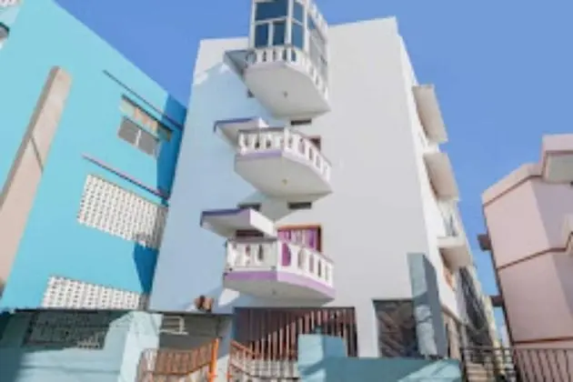Goroomgo Ray Home Stay Puri