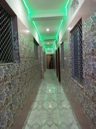 Goroomgo Ray Home Stay Puri - İç Mekan
