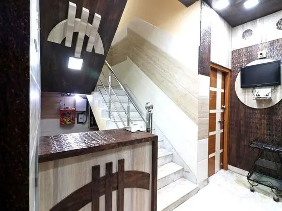 Goroomgo Sanjoy Guest house Kolkata - İç Mekan