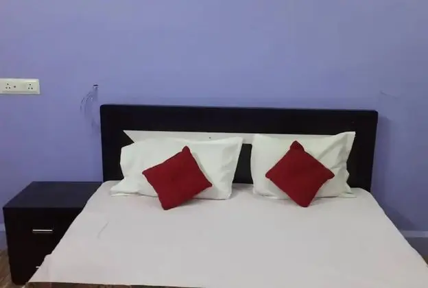 Goroomgo Shree Morya palace Aurangabad