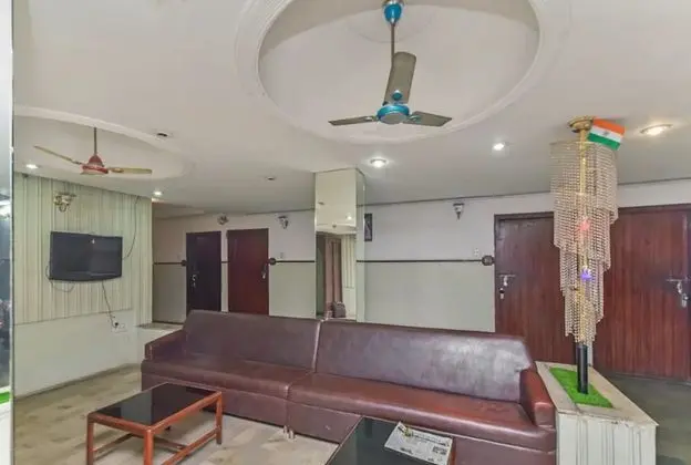Goroomgo Skyee Residency Chandigarh