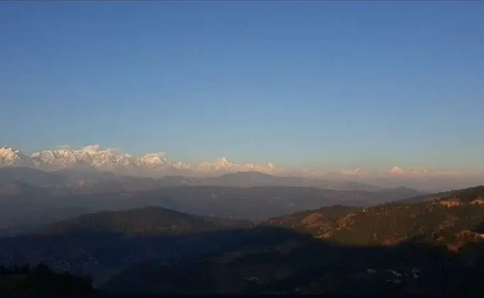 Goroomgo Snow View Guest House Kausani - İç Mekan