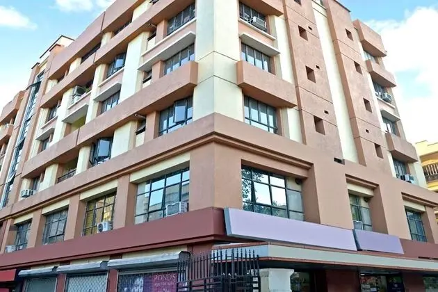 Goroomgo Space Town Kolkata