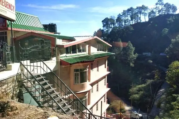 Goroomgo Sun Shine Regency Shimla