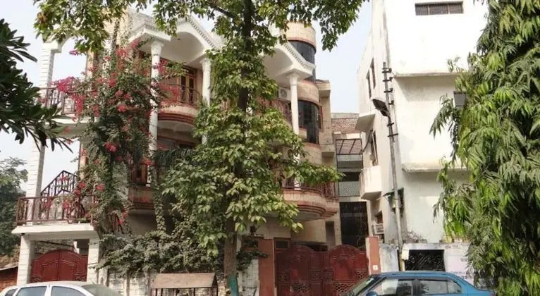 Goroomgo Super Home Stay Agra